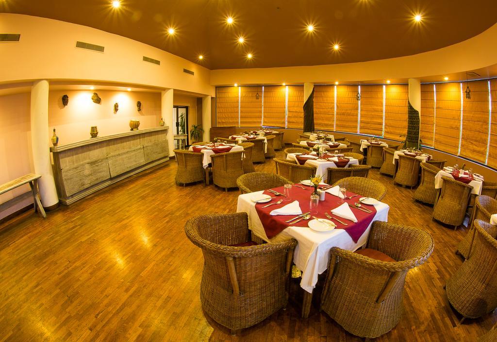 Shangri-La Village Resort, Pokhara Exterior foto